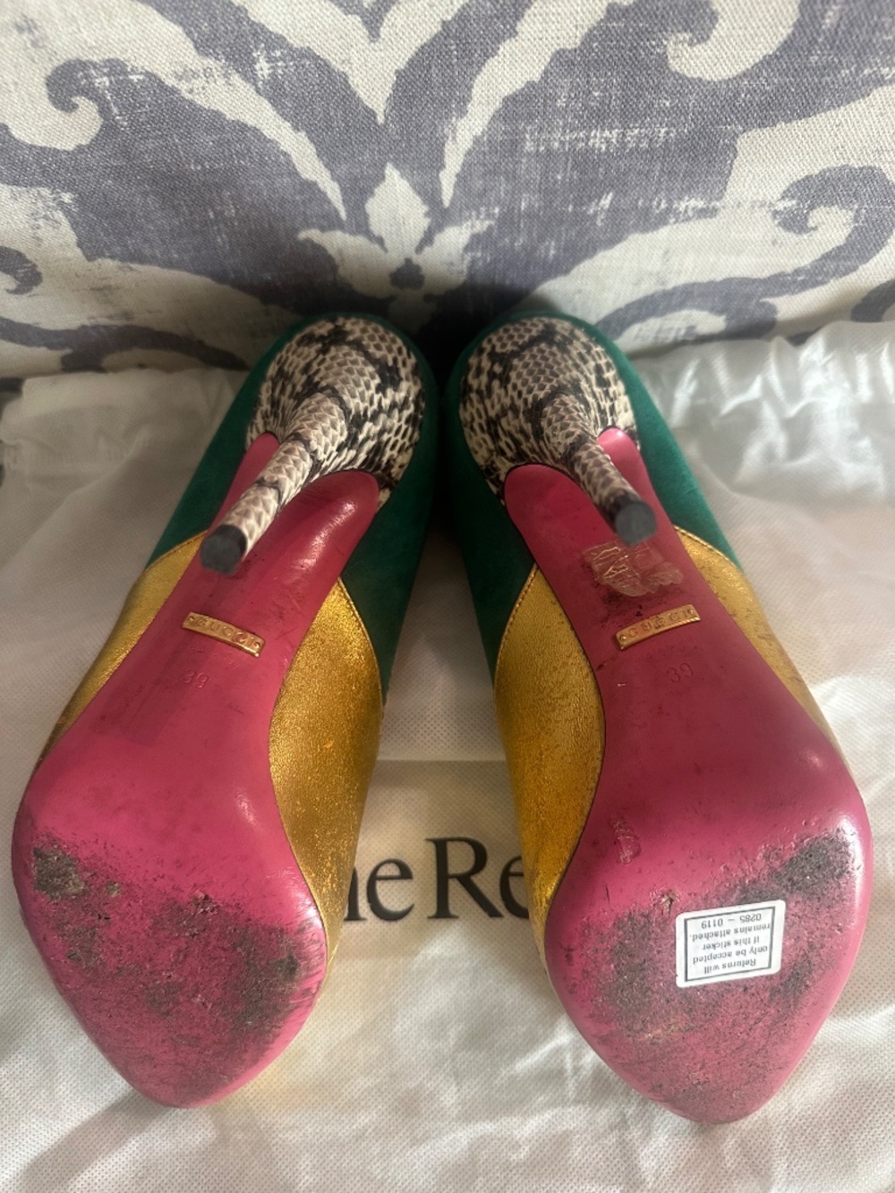 Authentic Gucci Leather & Suede Color block Pattern Pumps - Picture 12 of 15